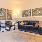 Blue View 2br With Private Parking * Como