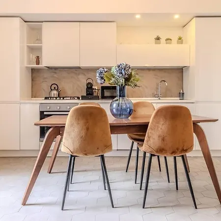 Blue View 2br With Private Parking * Como