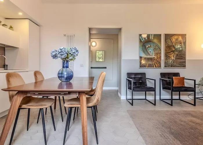 아파트 Blue Luxury #1 *